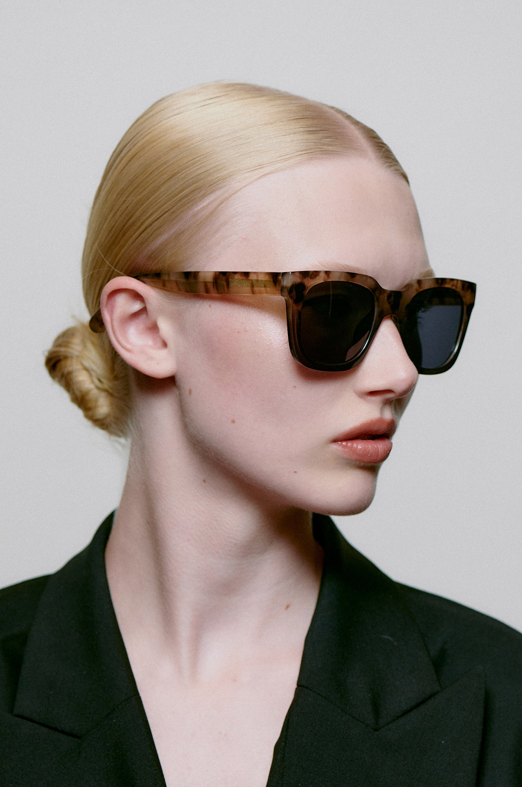 Nancy Sunglasses Coquina/ Gray Transparent