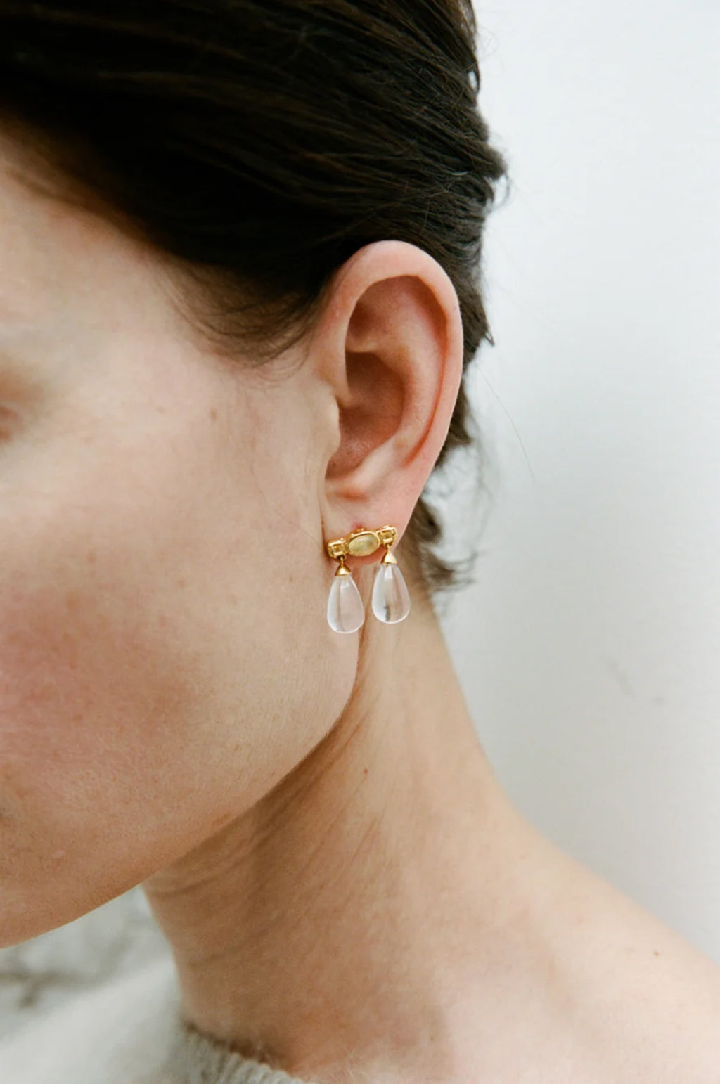 Clear Quartz Era Gold Earrings