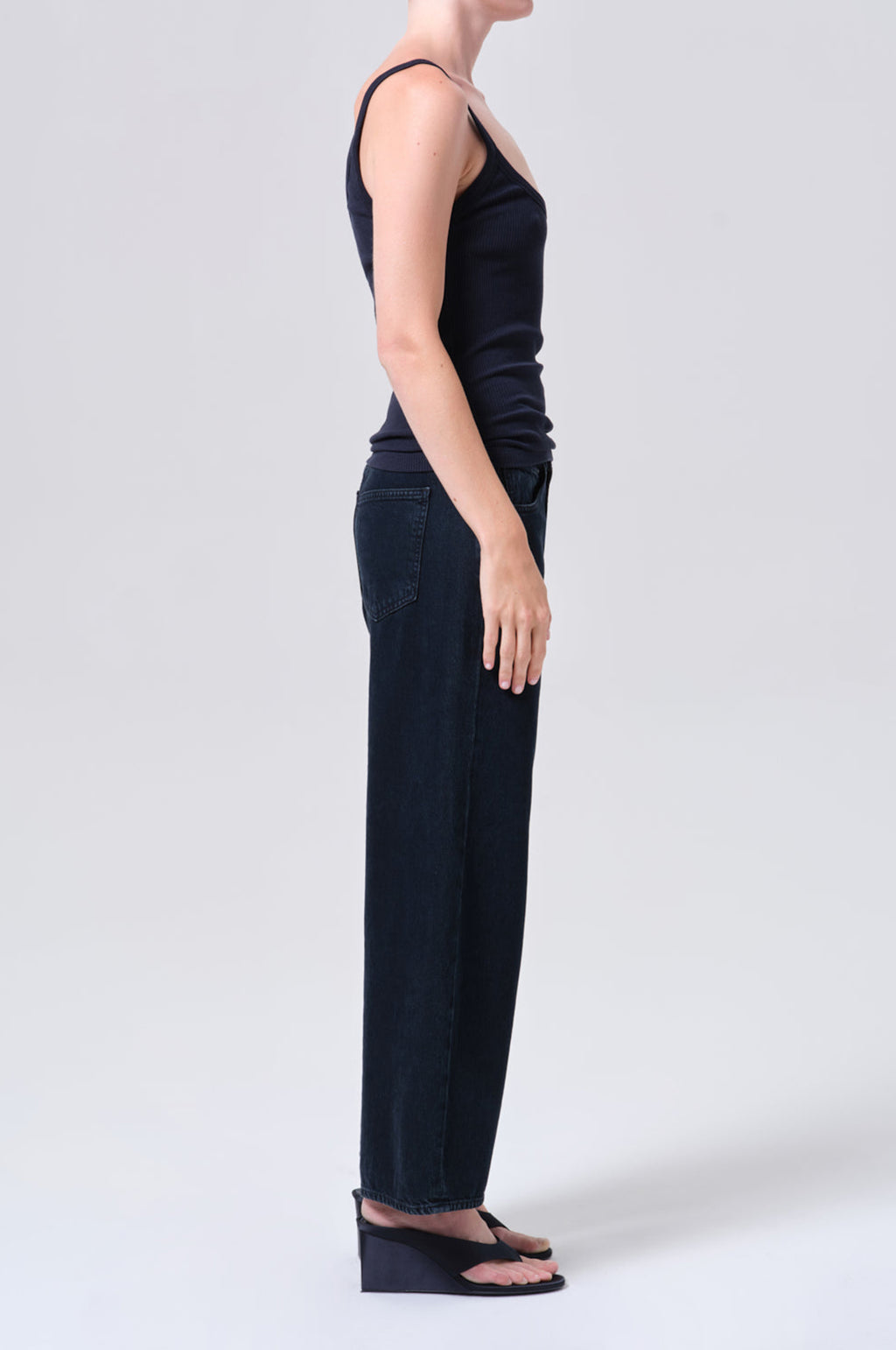 Low Curve Jean Crop Crushed