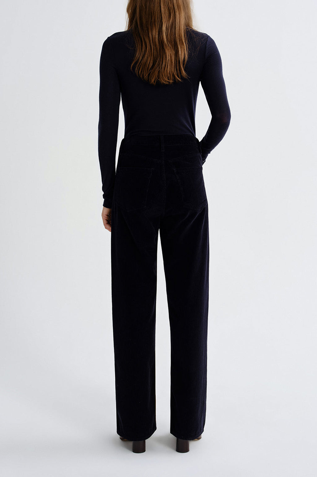 Ren 32 Corduroy Obscura
