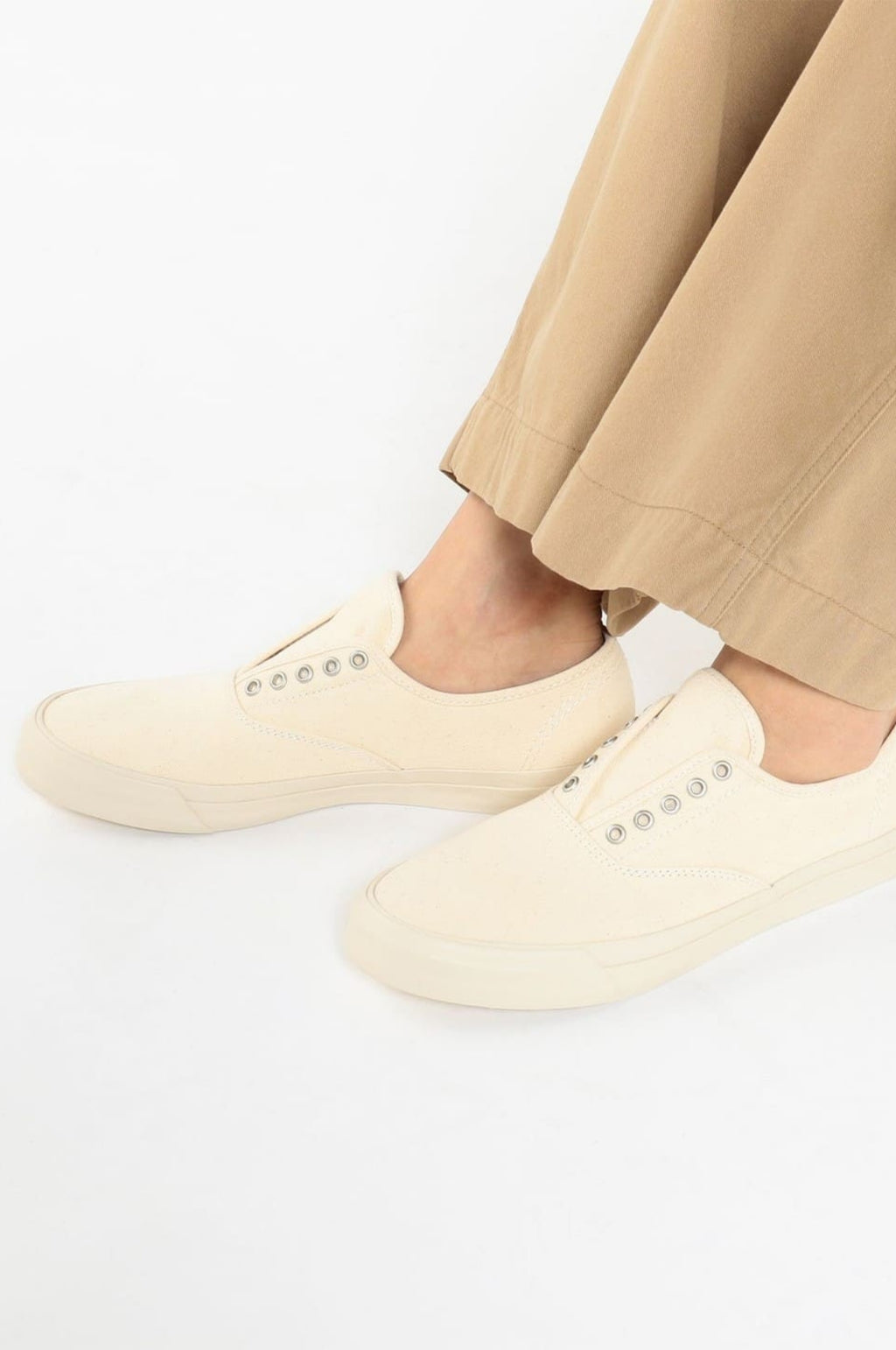 Sperry + MIL CVO Ivory