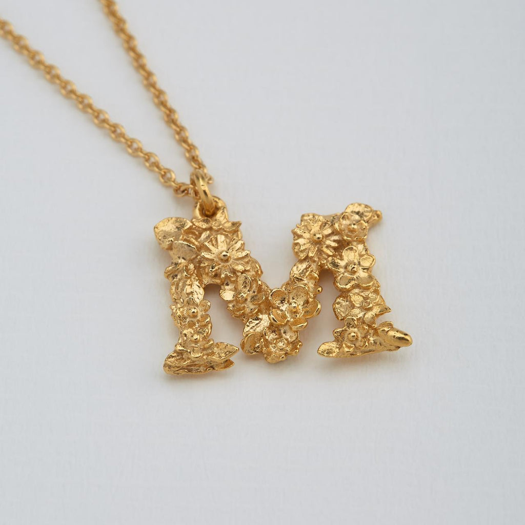 A.M. Floral Alphabet M Necklace Gold