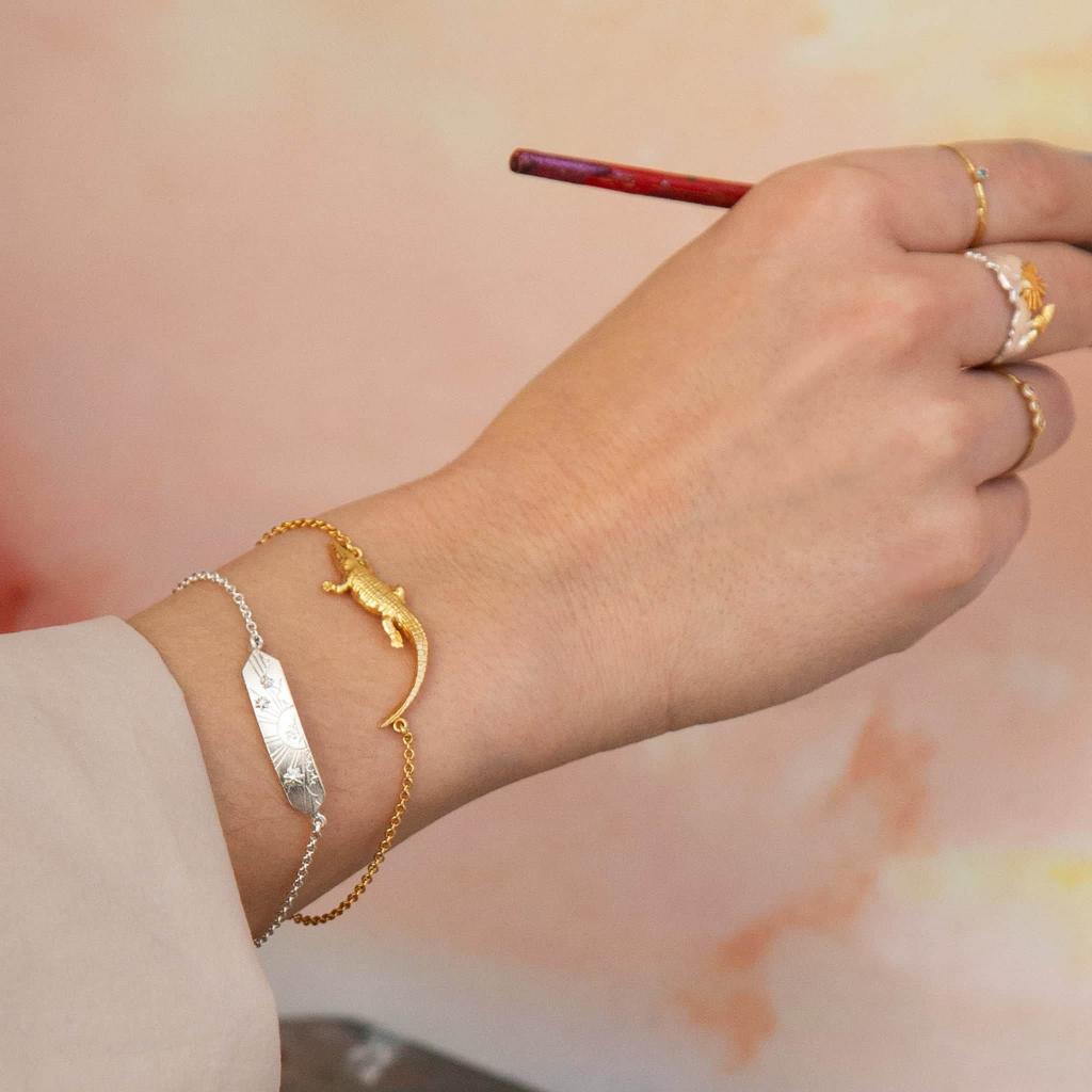 A.M. Sail into the Sunset Engraved I-D Bracelet Gold