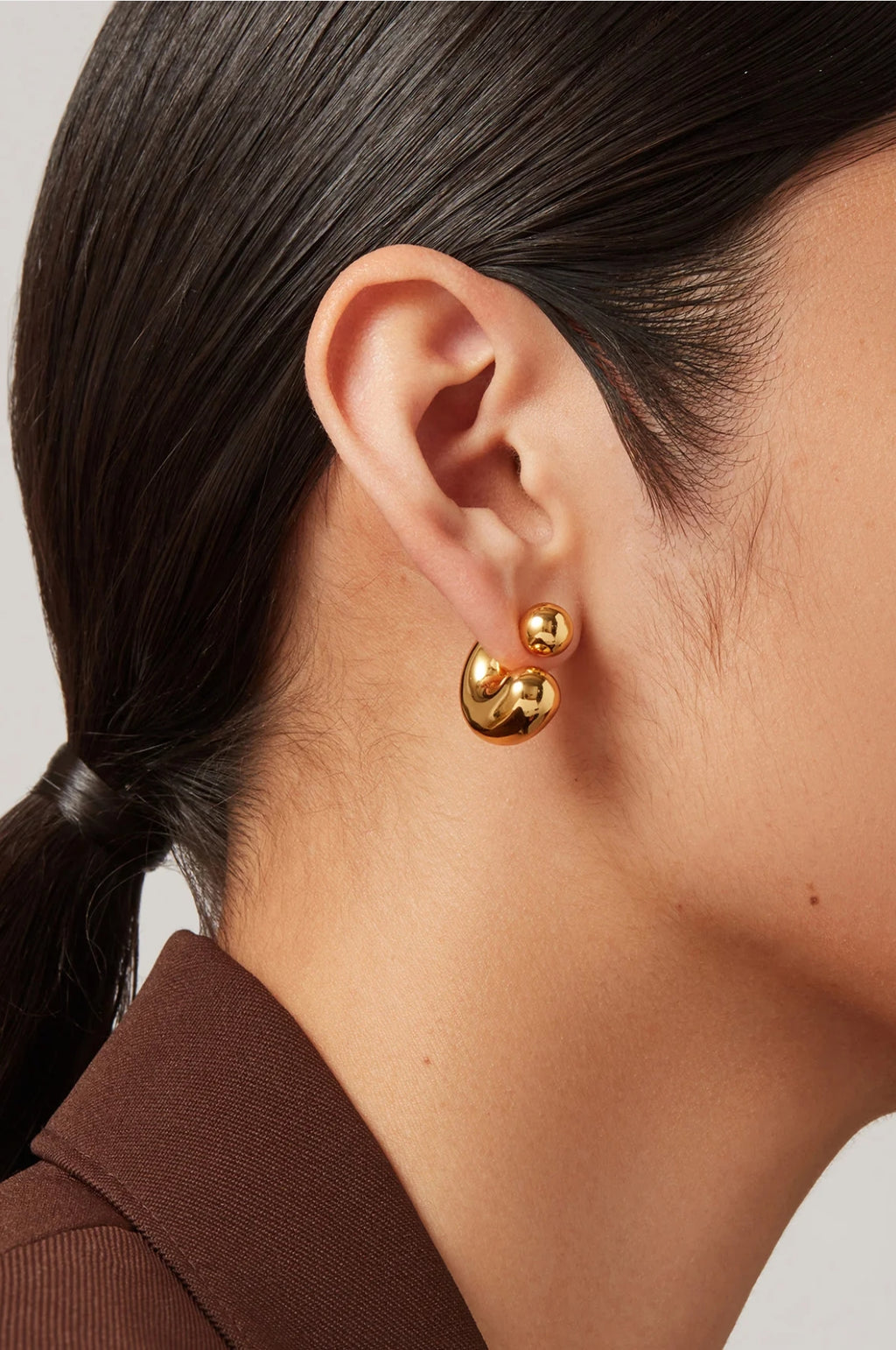 Tome Medium Gold Hoop Earrings