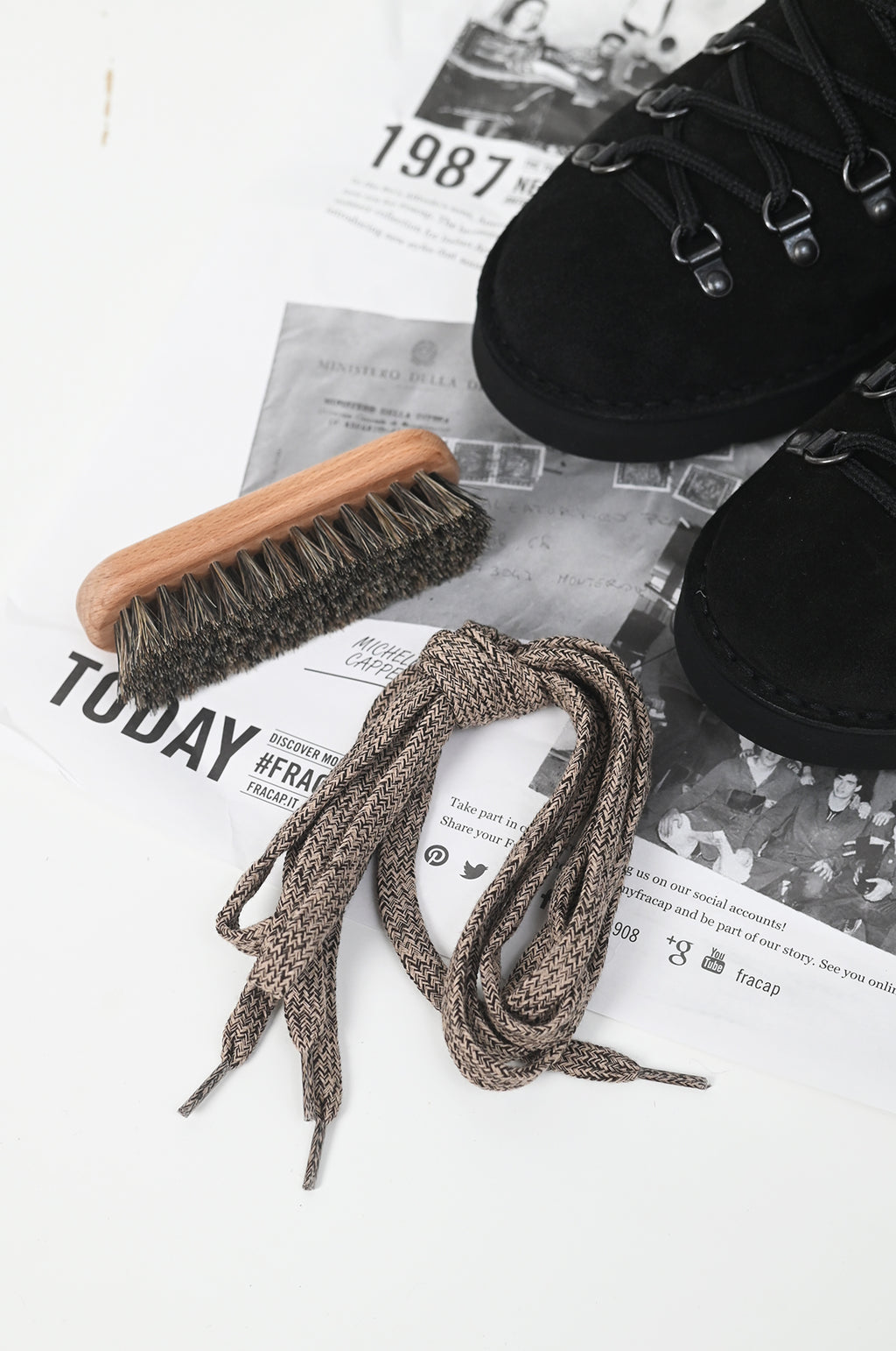 M120 Suede Boot Black