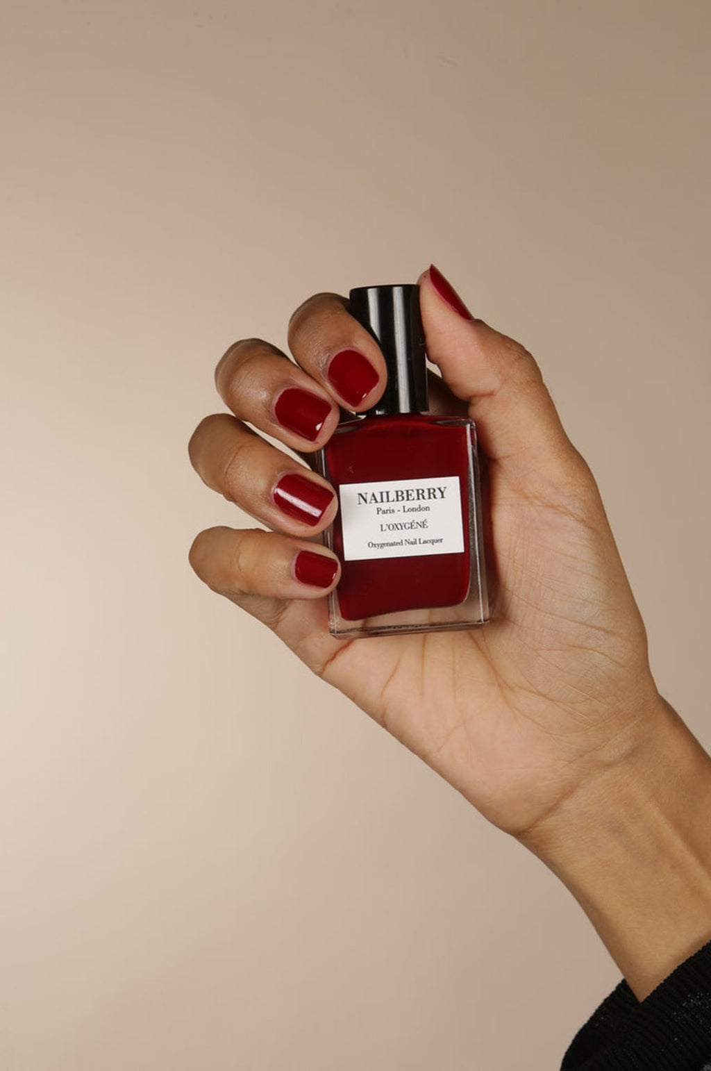 Les Temps Des Cerises Nail Lacquer