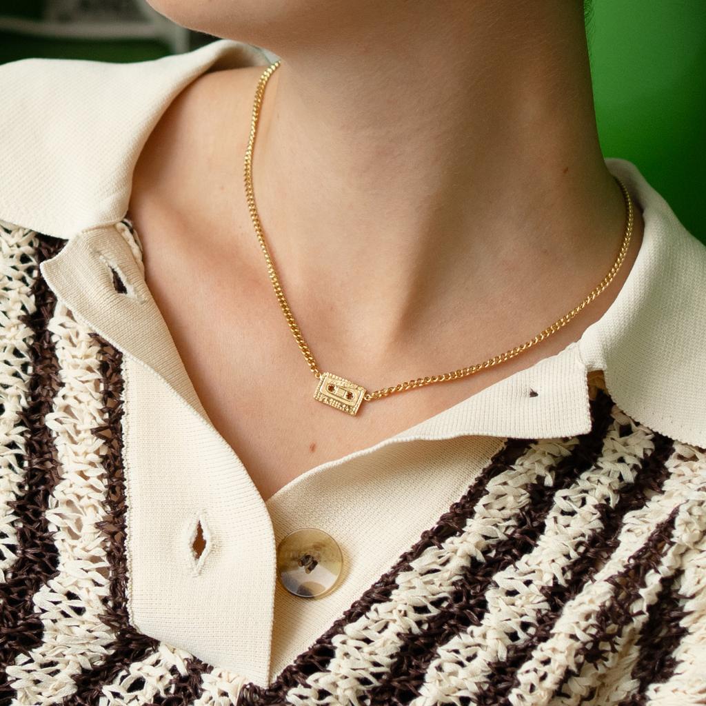 A.M. In-line Mixtape Curb Chain Necklace Gold