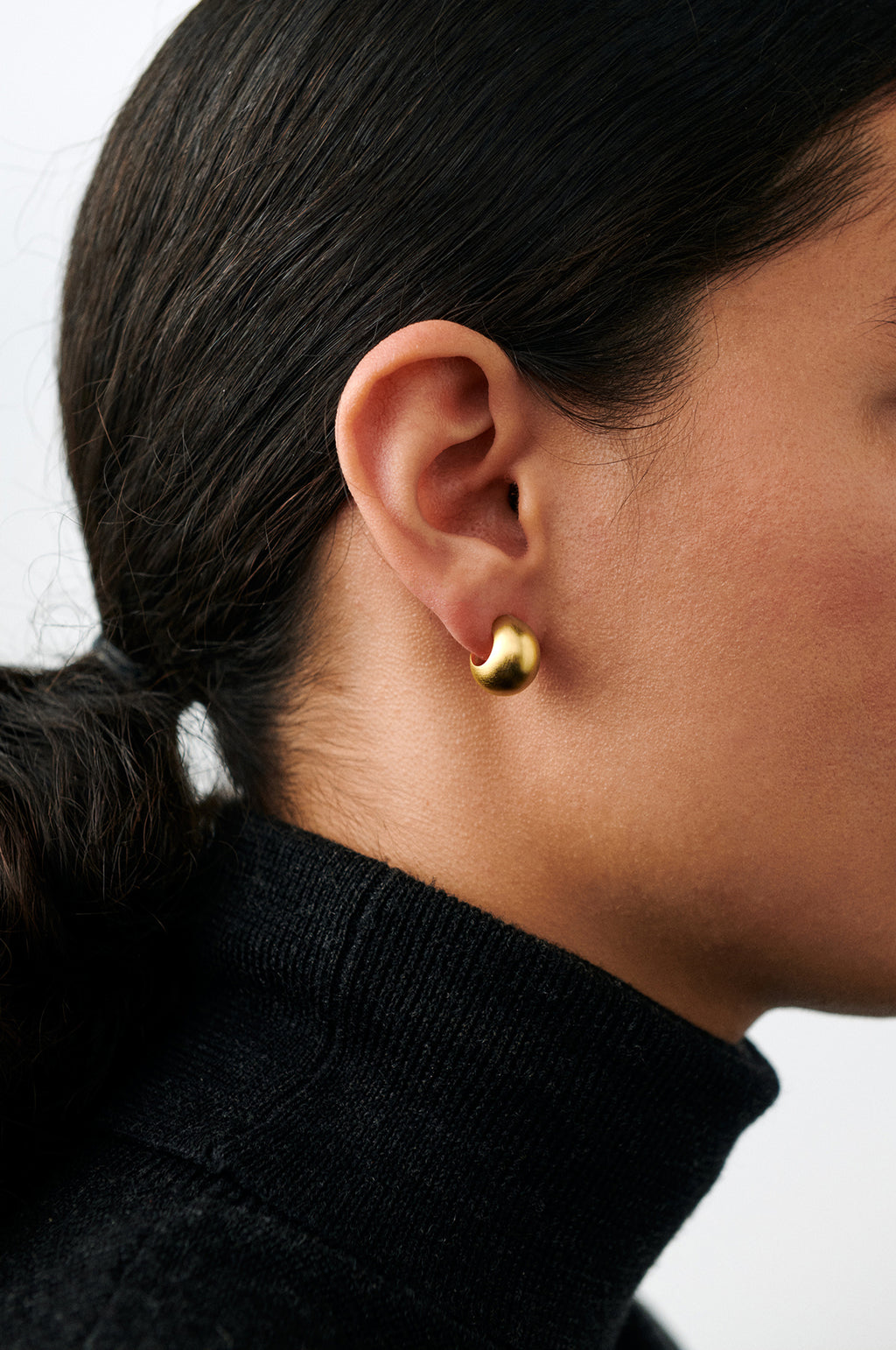 Small Echo Gold Hoop Earrings