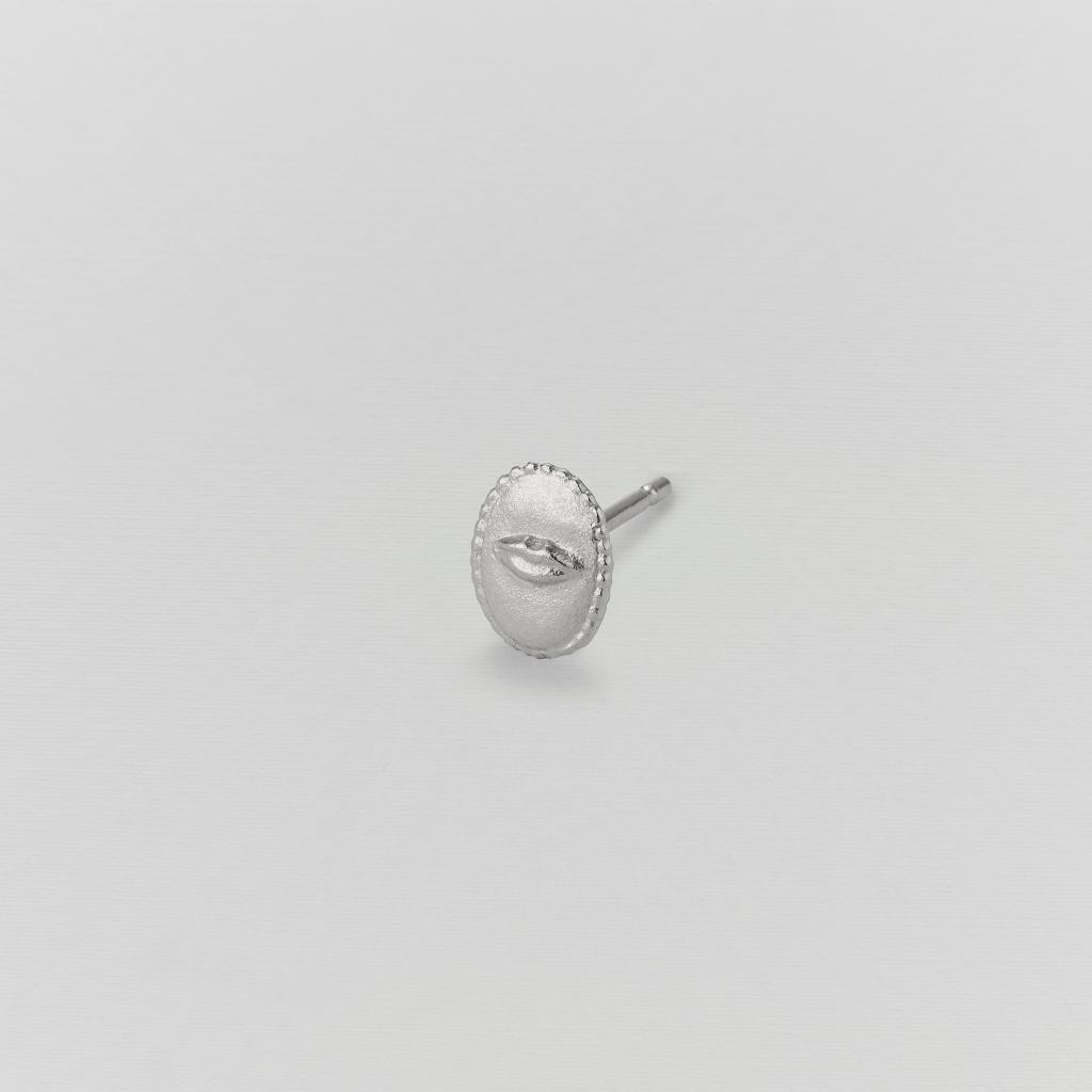 A.M. Oval Ex-voto Lips Single Stud Earring Silver