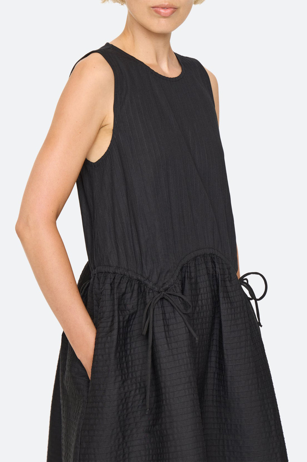 Roni Solid Slvless Dress Black