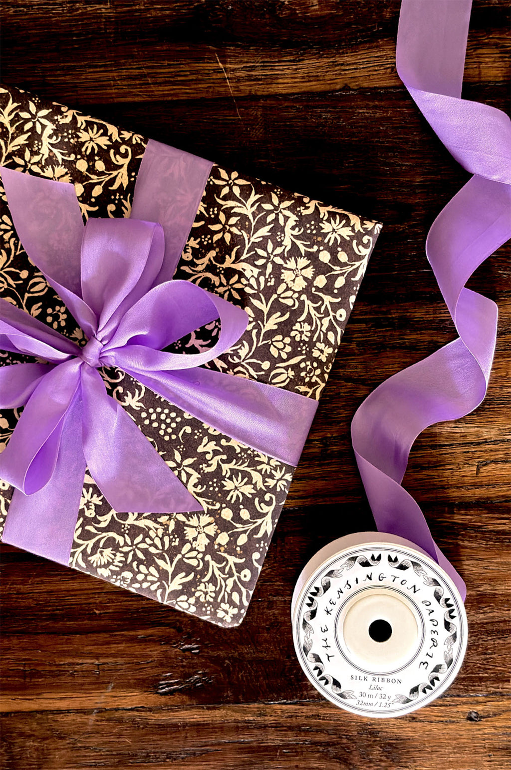 Hedgerow Twig Wrapping Paper Set of 3 Sheets
