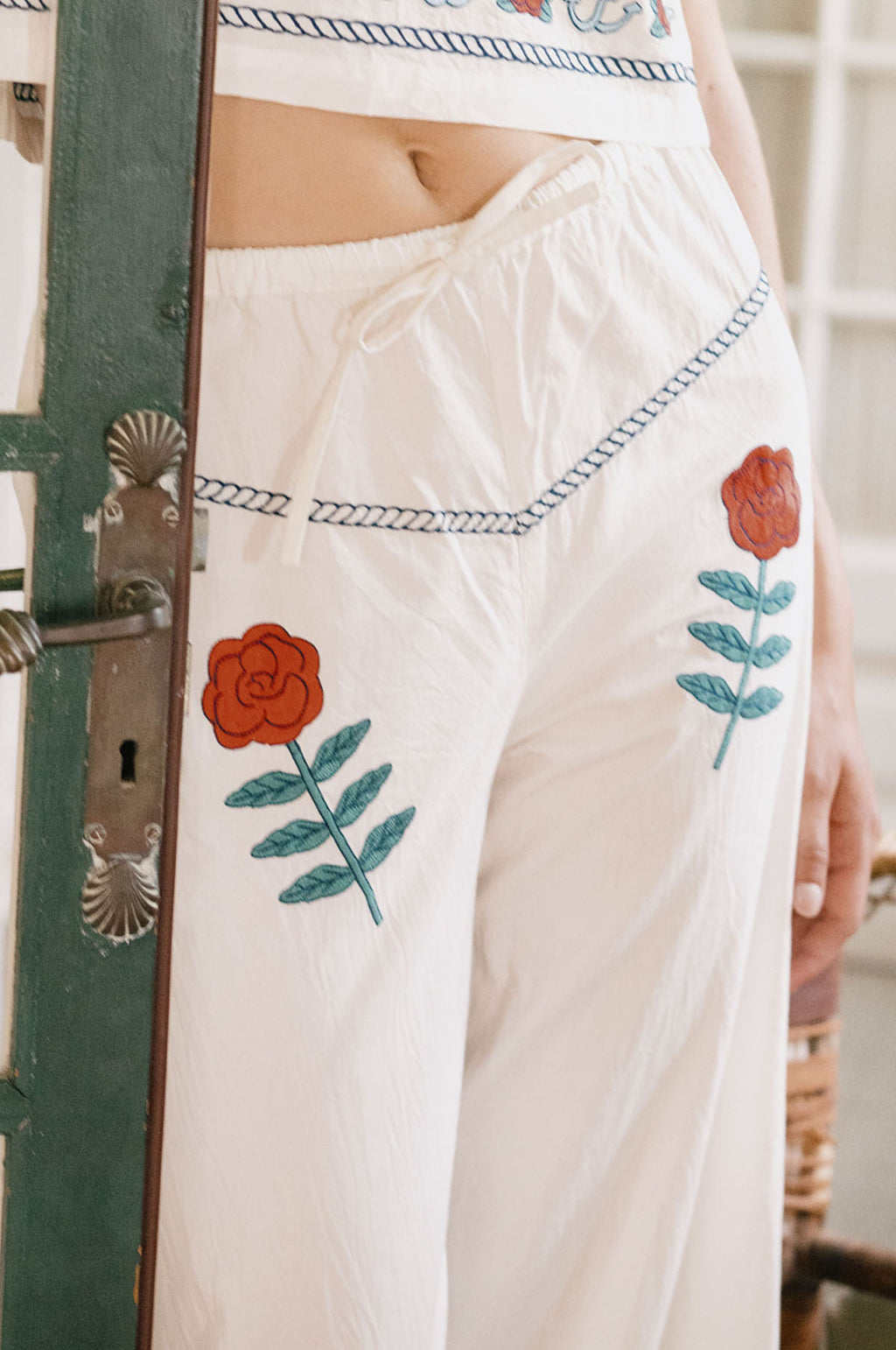 Embroidered Pants Off-White
