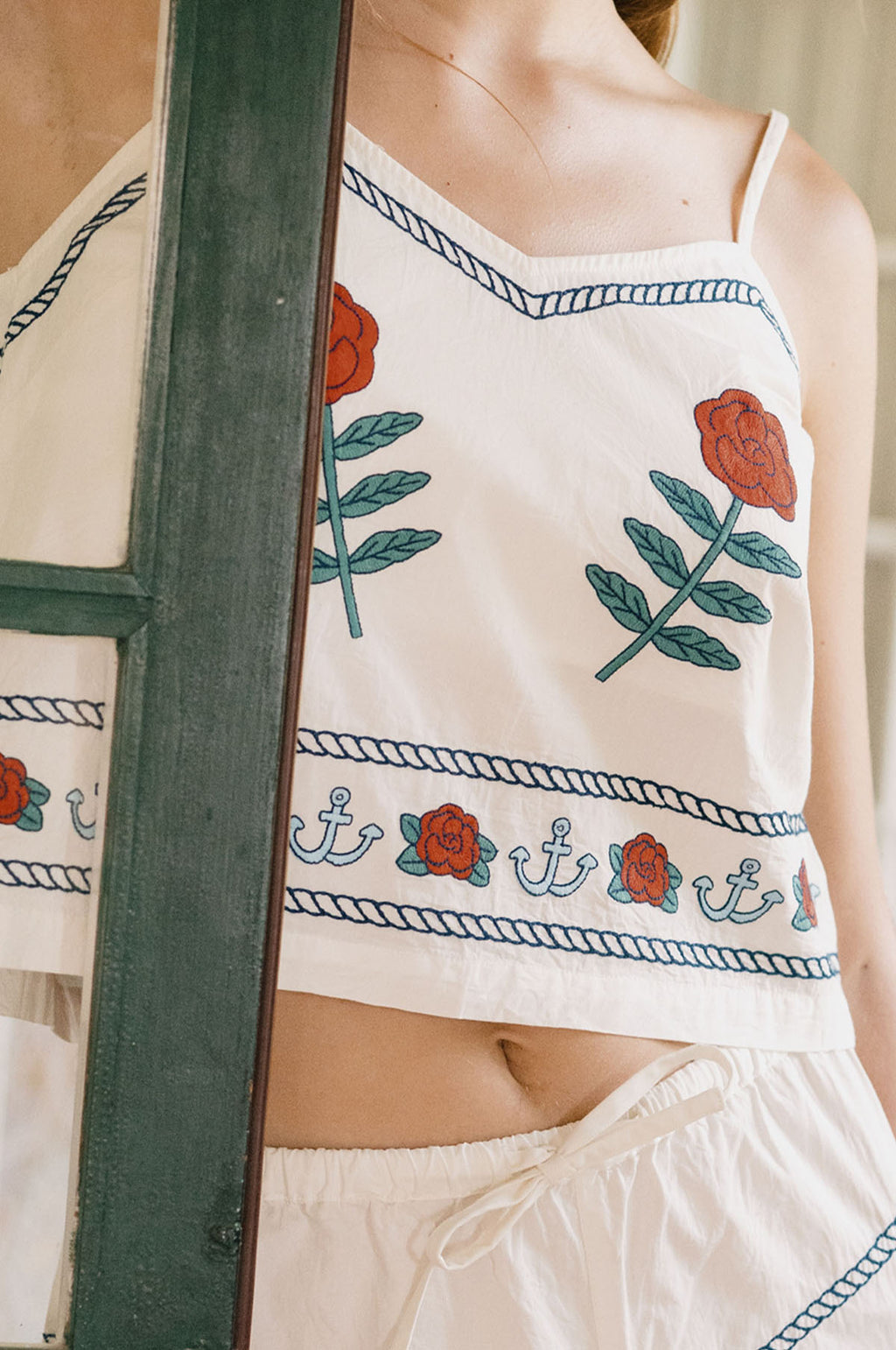 Embroidered Straps Top Off-White