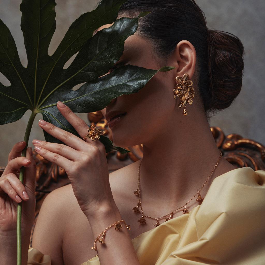 A.M. Flowering Apple Blossom Statement Earrings Gold