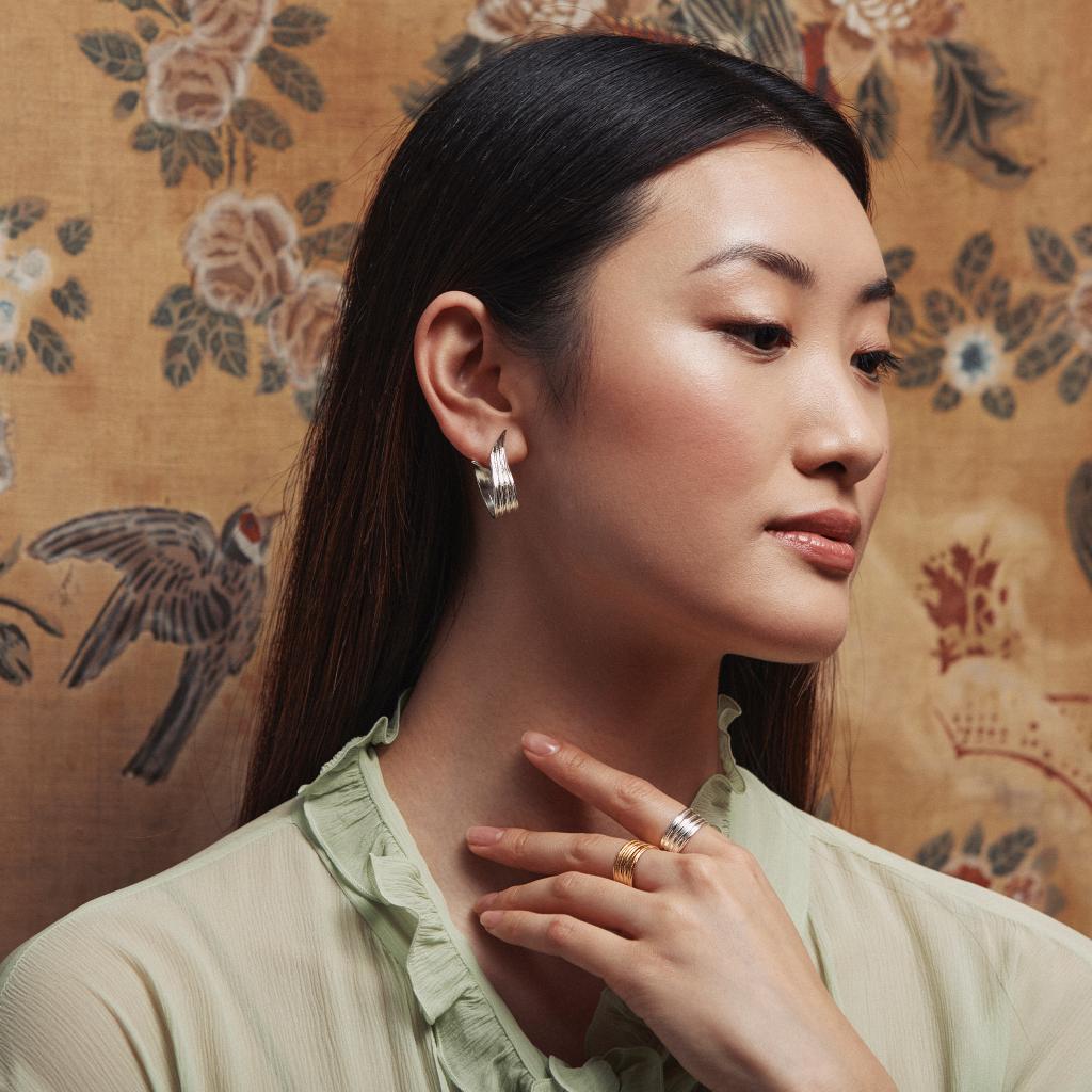 A.M. Wrapped Ribwort Plantain Leaf Wrap Earrings Silver