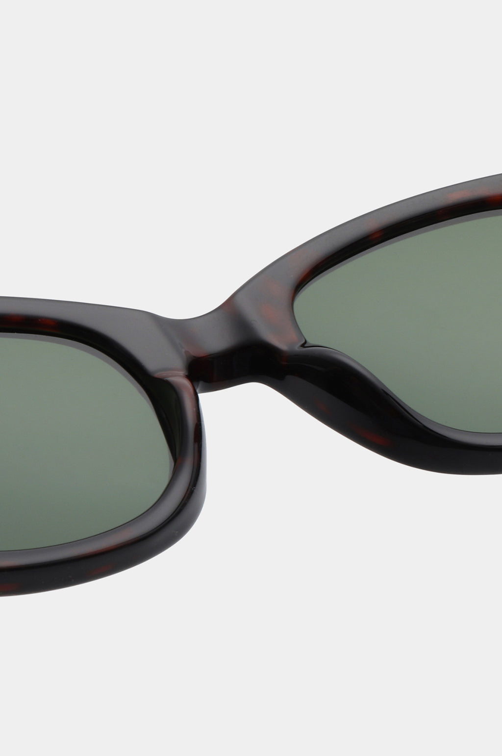 Anma Sunglasses Demi Tortoise