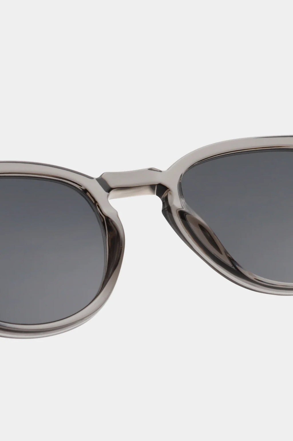 Bate Sunglasses Grey Transparent