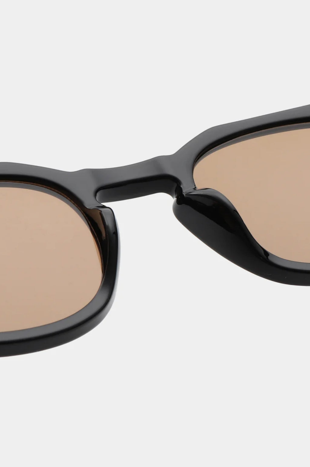 Zan Sunglasses Black