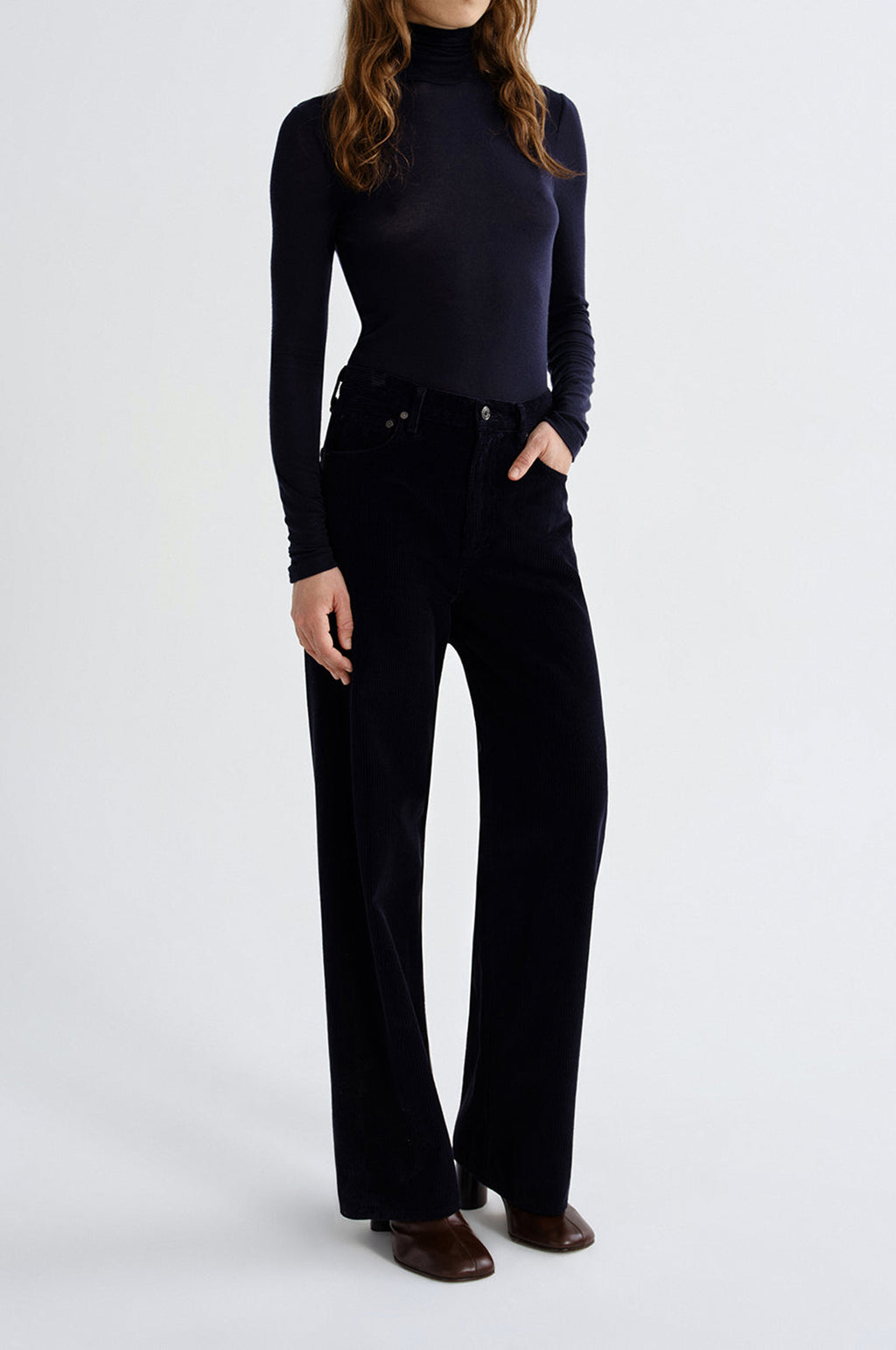 Ren 32 Corduroy Obscura