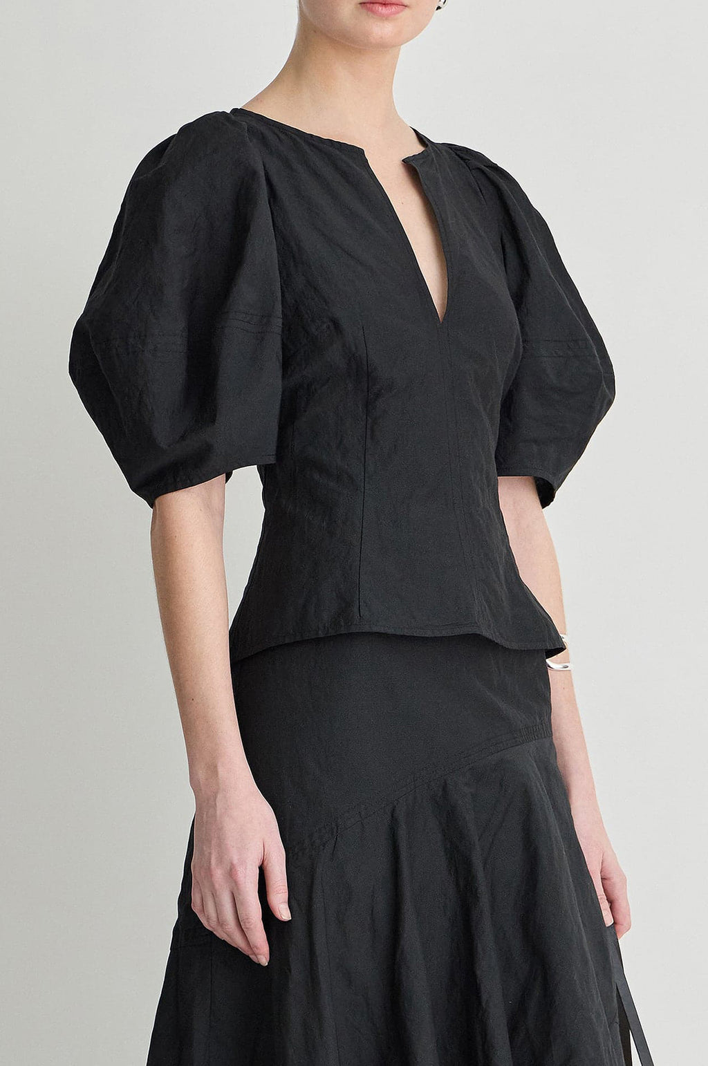 Sculpted Bina Top Black