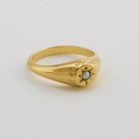 A.M. Pearl Signet Ring with “A Star to Guide Me” Engraving Gold