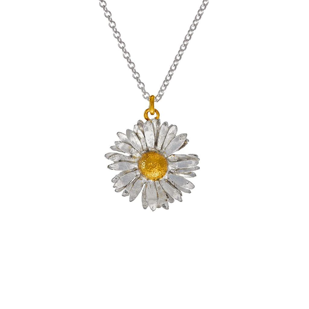 A.M. Big Daisy Necklace