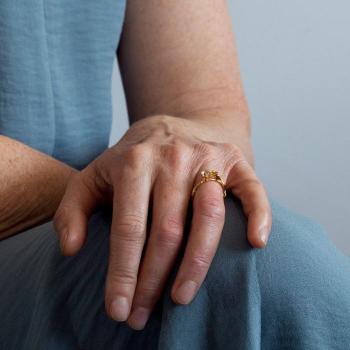 A.M. Mouse & Topaz Ring Gold