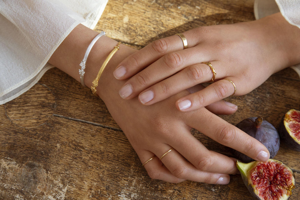 A.M. Fine Overgrown Column Ring Gold