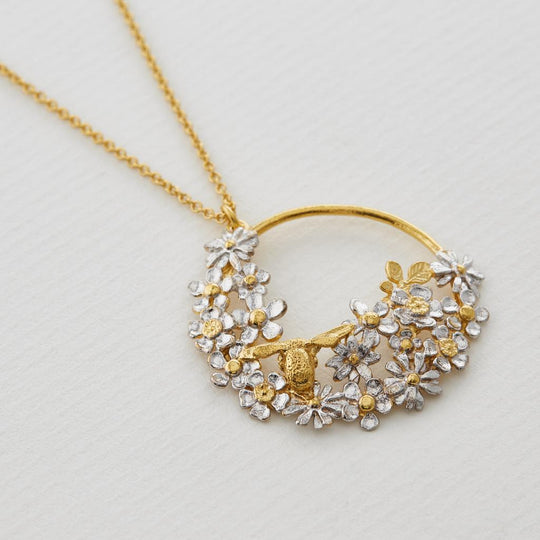 A.M. Spring Posy Bee Loop Necklace