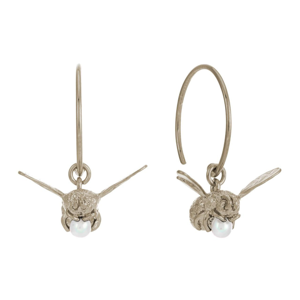 A.M. Flying Bee with Pearl Hoop Earrings Silver