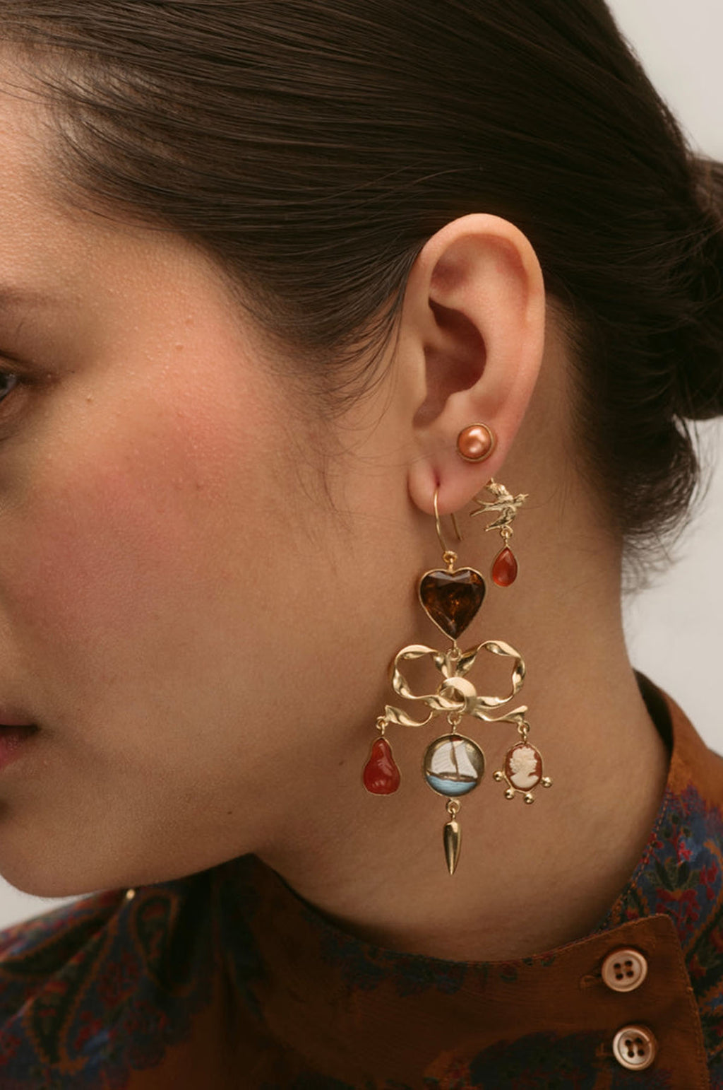 Bow Charm Balance Drop Earrings