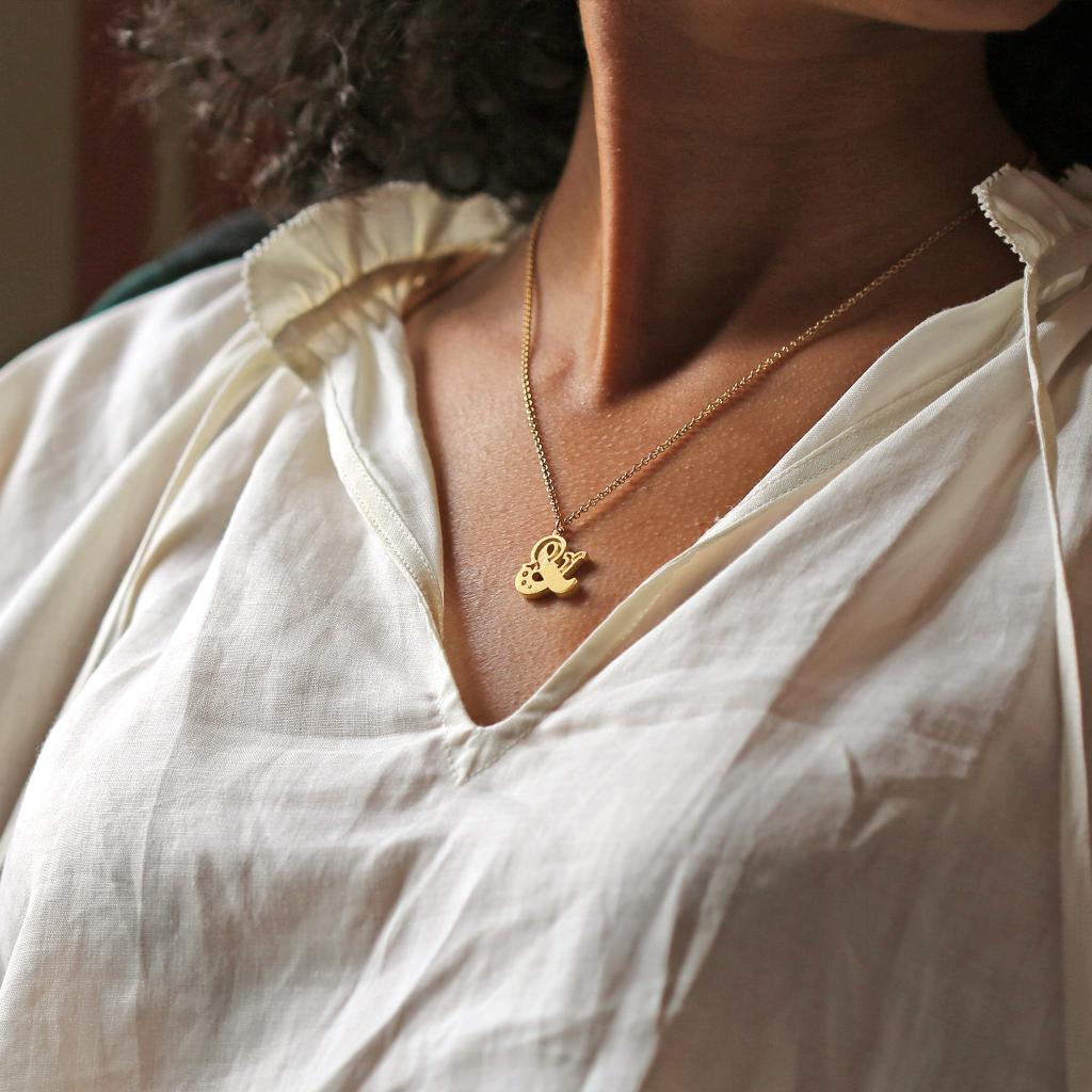 A.M. Just my Type Ampersand Necklace Gold