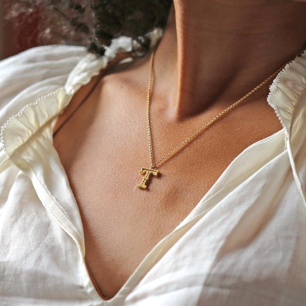 A.M. Just My Type Letter T Necklace Silver