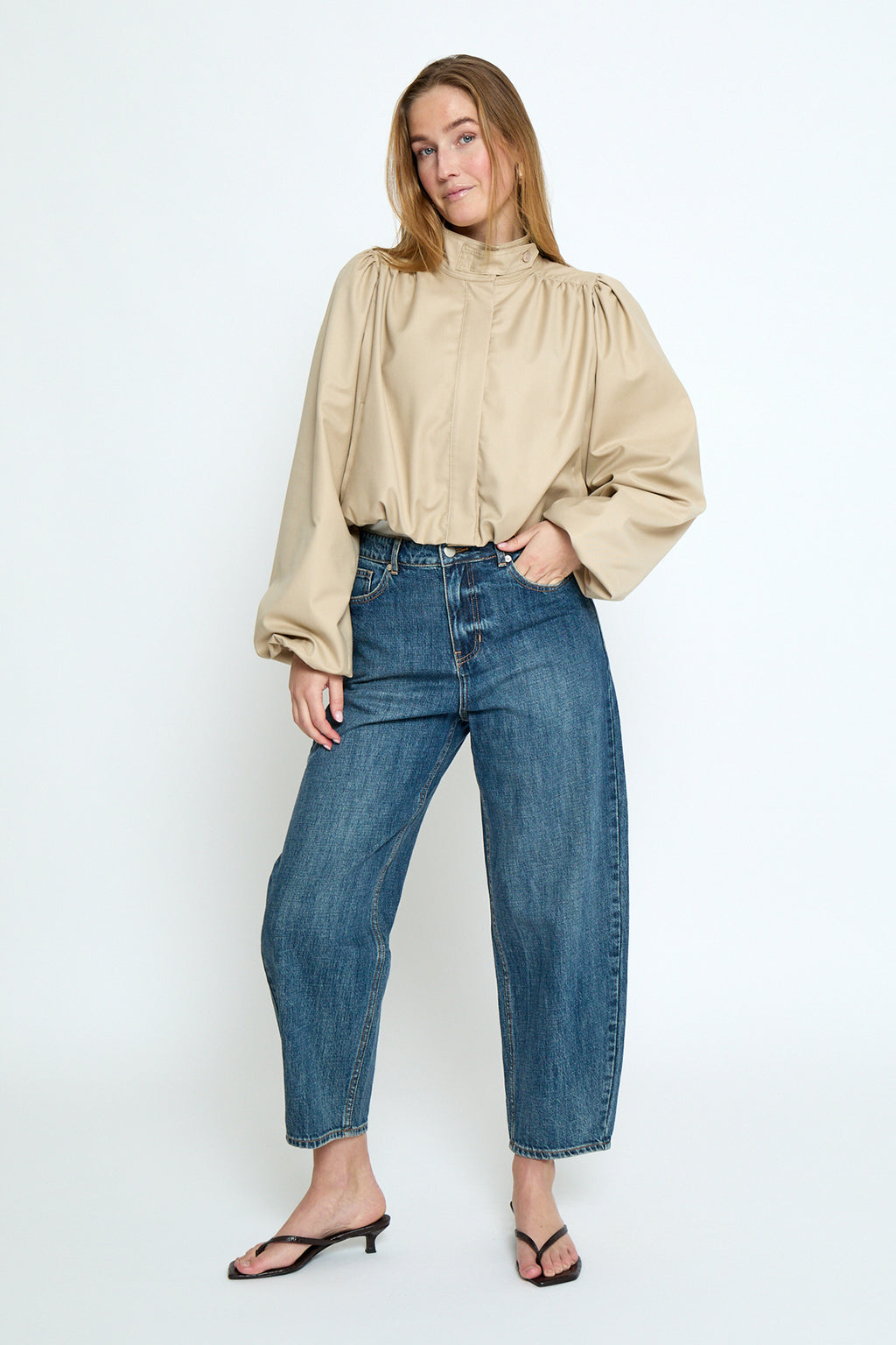 Cindy Short Jacket Sand Gray