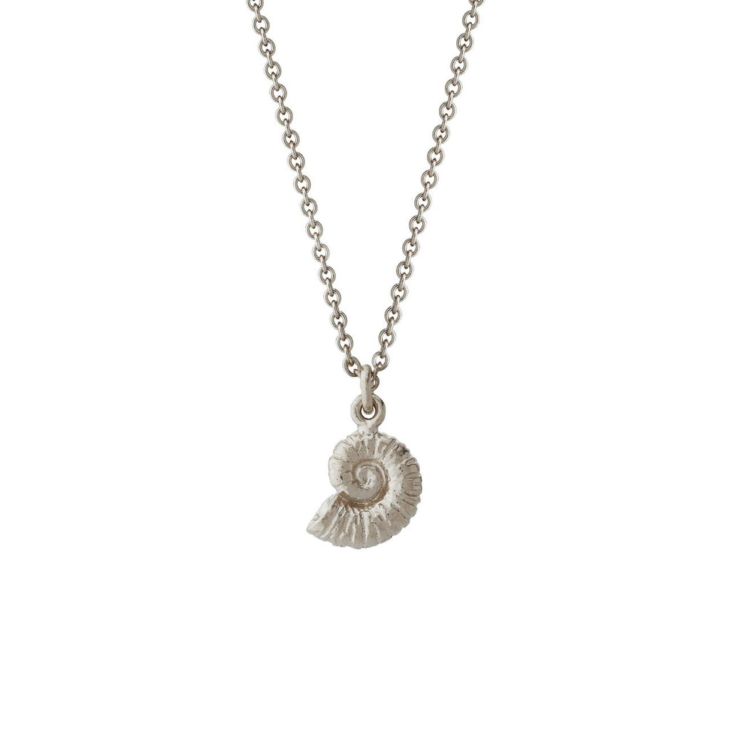 A.M. Small Ammonite Necklace Silver