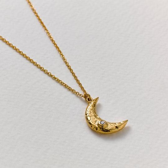 A.M. Stargazing Crescent Moon Necklace with Diamond Gold