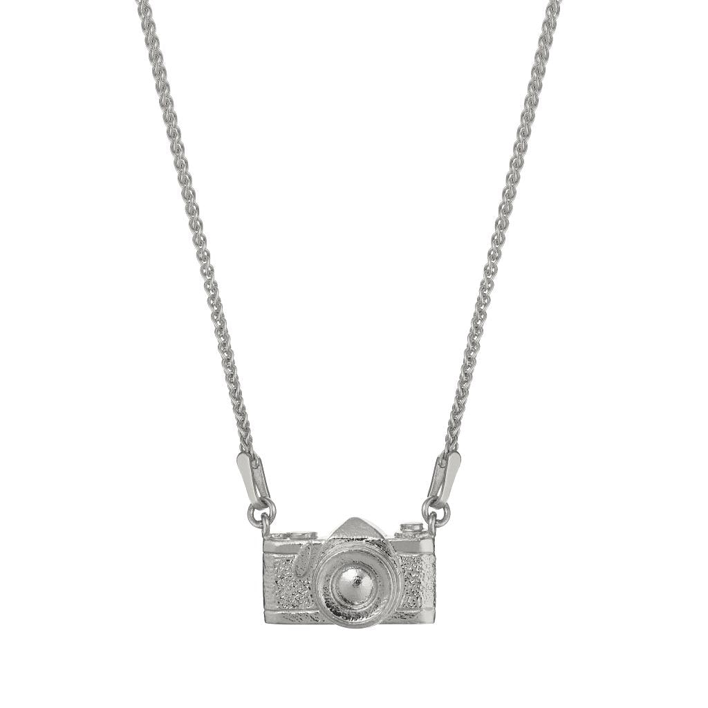 A.M. In-line Vintage Camera Necklace Silver