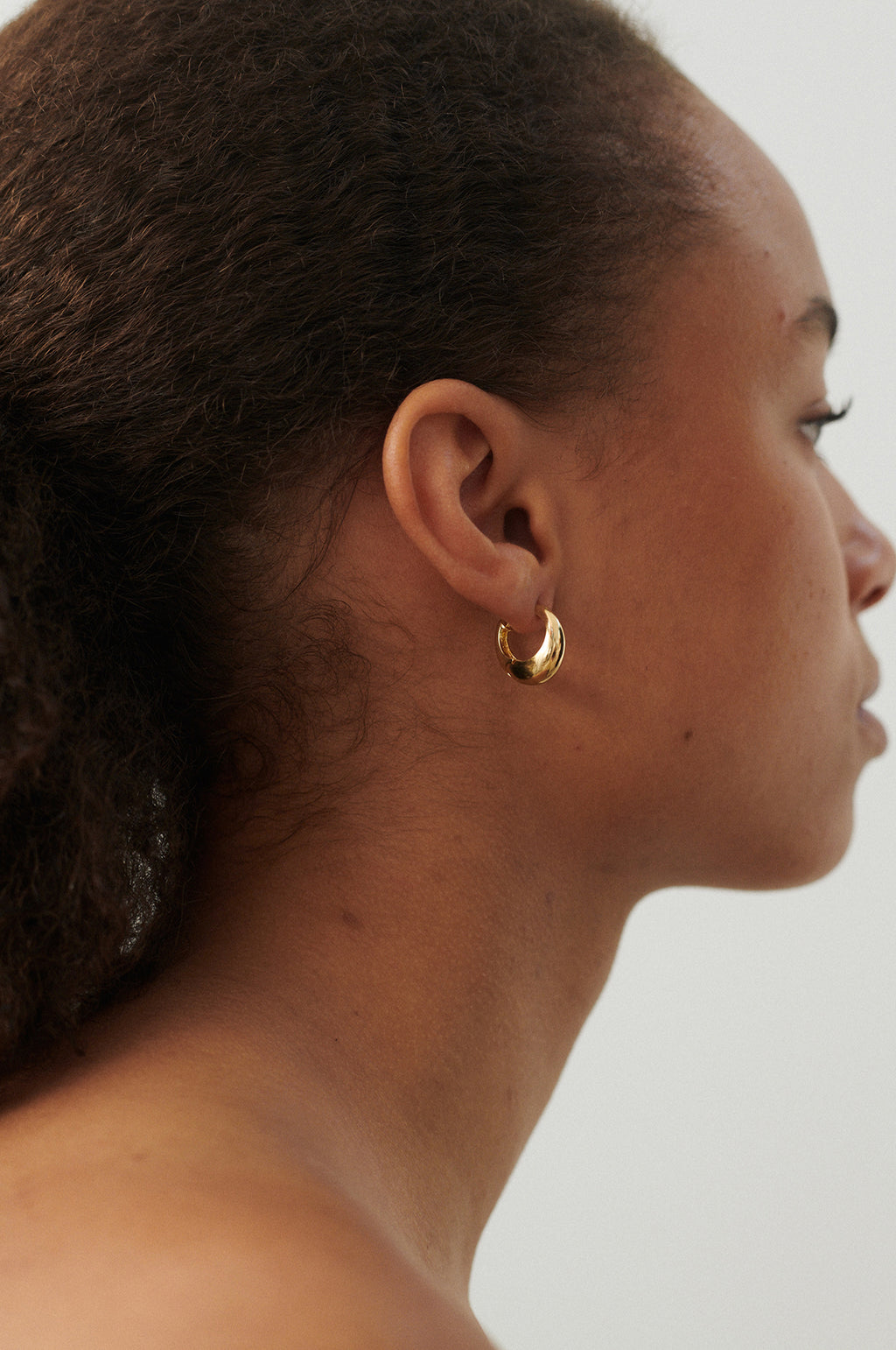 Mini Globe Gold Huggies