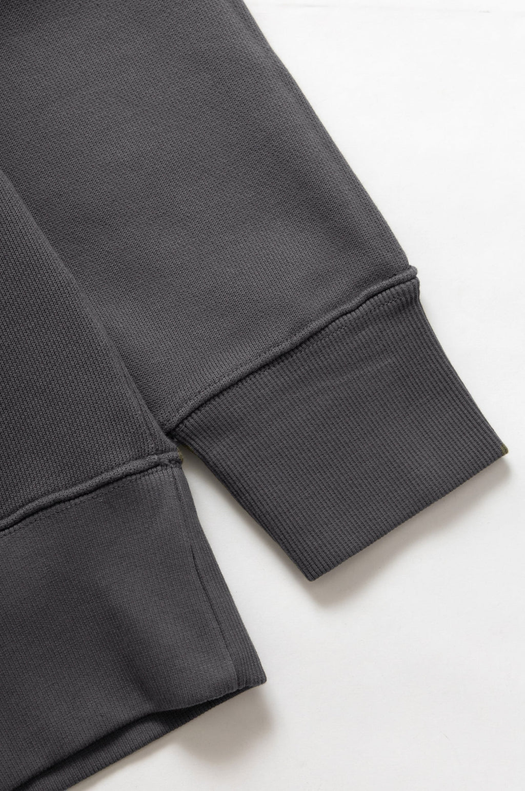 Loopback Crewneck Washed Black