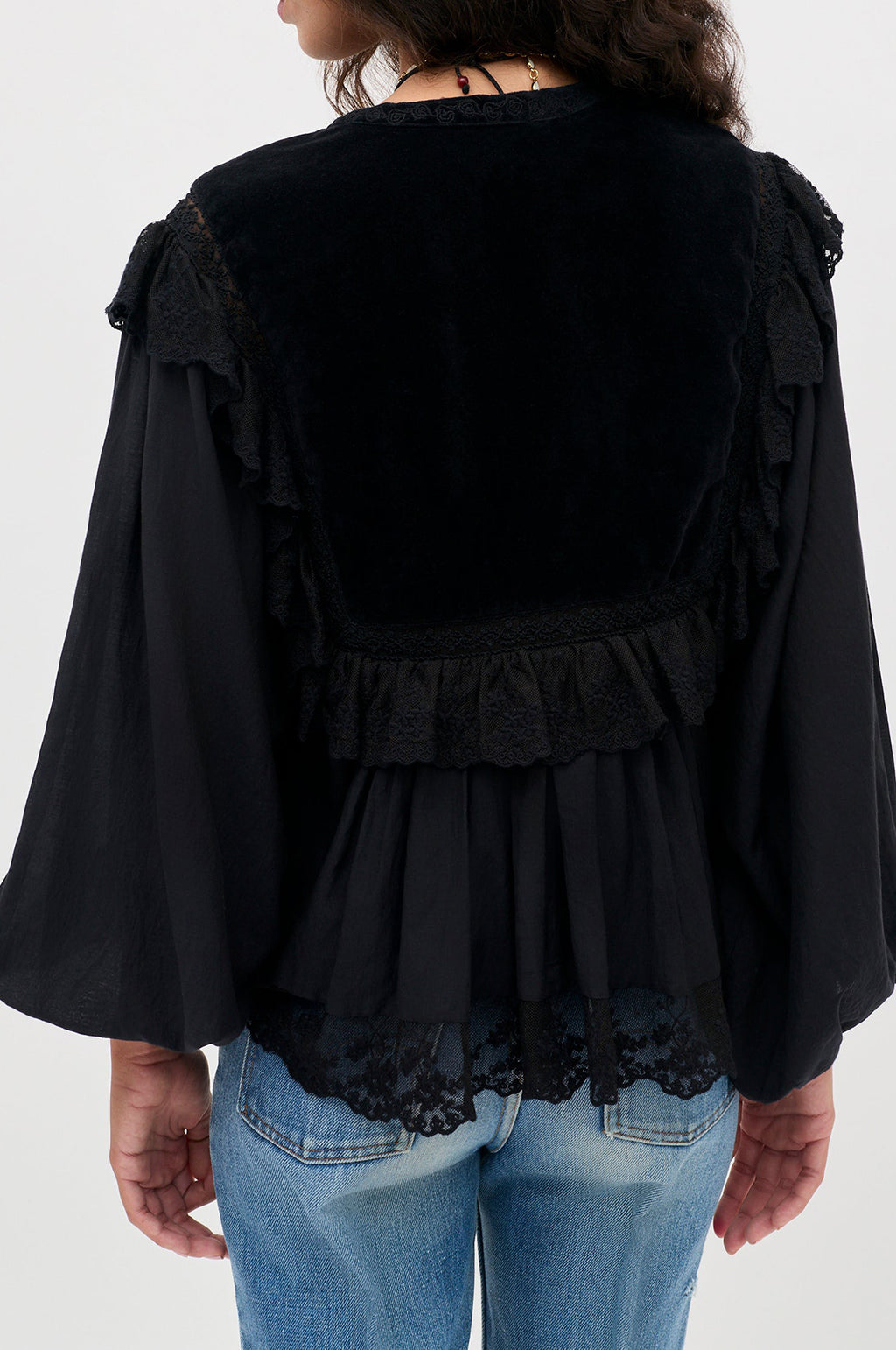 Diann Top Lilly Embroidery Black