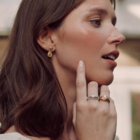 A.M. Love of Nature Heart & Flower Drop Earrings Gold