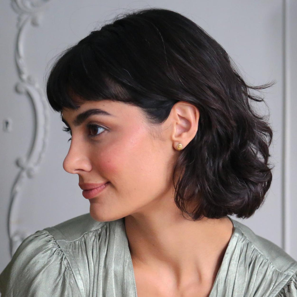 A.M. Oval Ex-voto Lips Single Stud Earring Silver