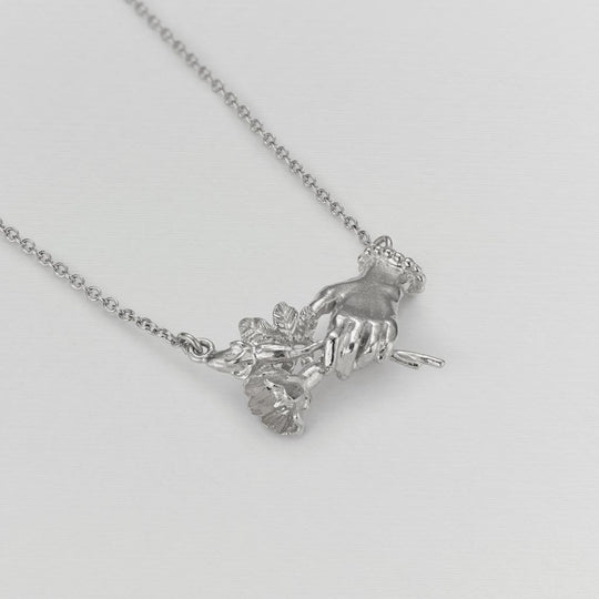 A.M. Gift of Flowers Inline Necklace Silver