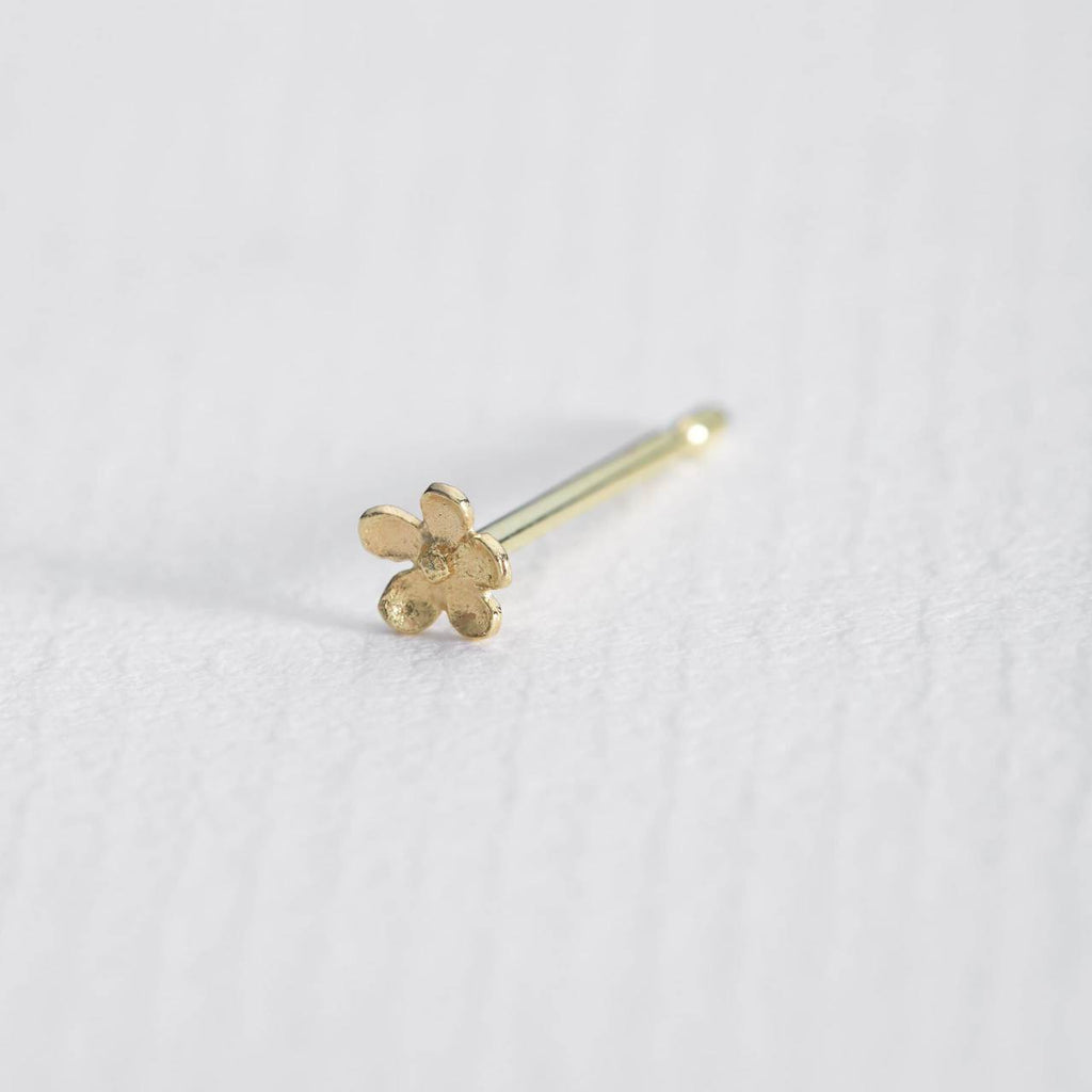 A.M. Posy Flower Single Stud Earring 18ct Solid Gold