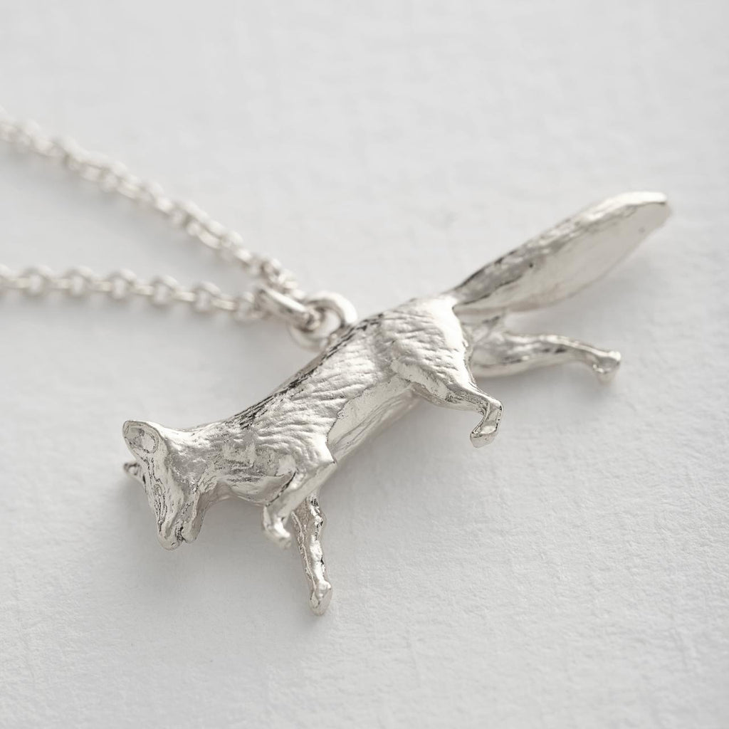 A.M. Prowling Fox Necklace Silver