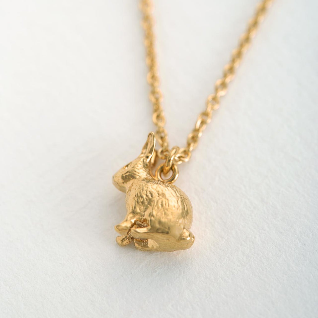 A.M. Sitting Bunny Necklace Gold
