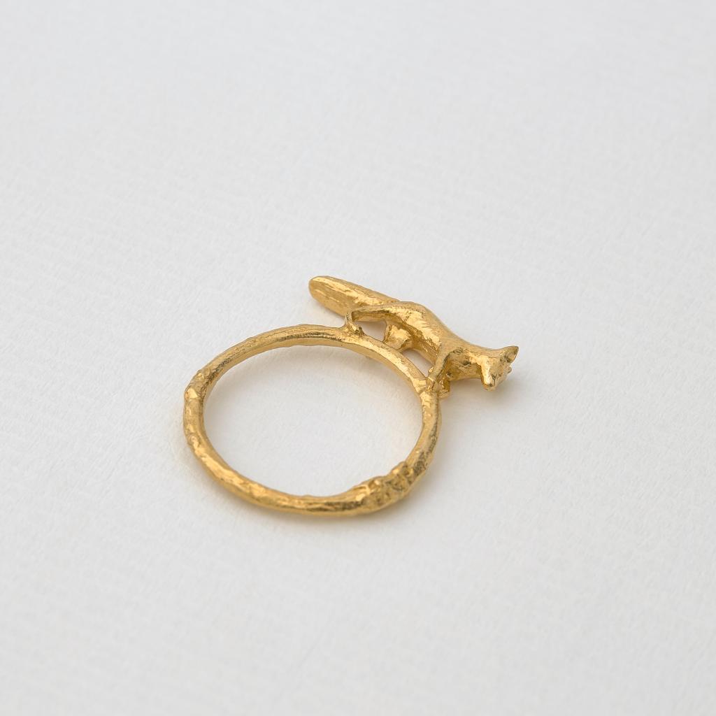 A.M. Prowling Fox Ring Gold