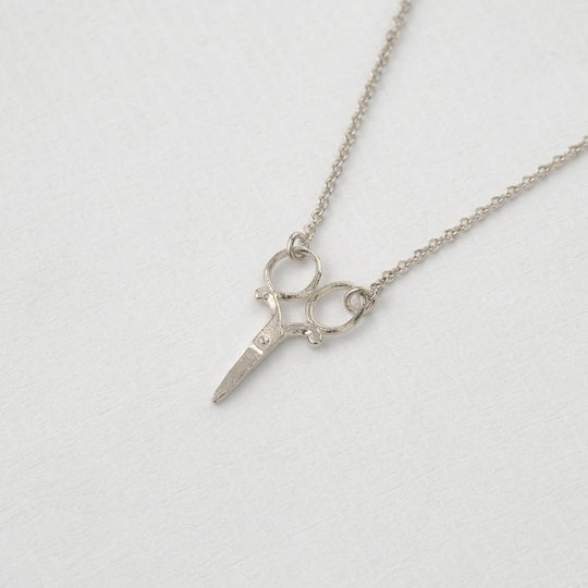 A.M. Little Inline Sewing Scissors Necklace Silver