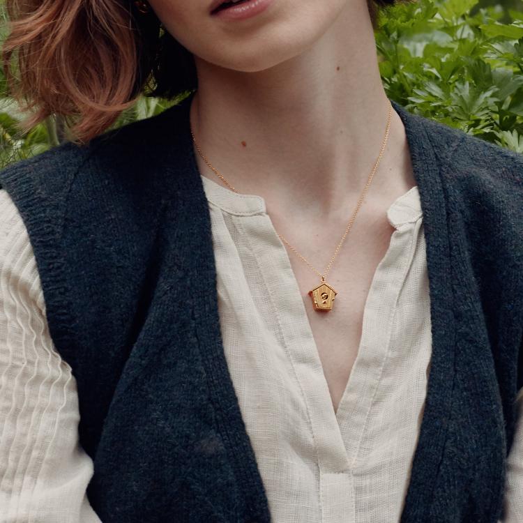 A.M. Nesting Birdhouse Necklace Gold