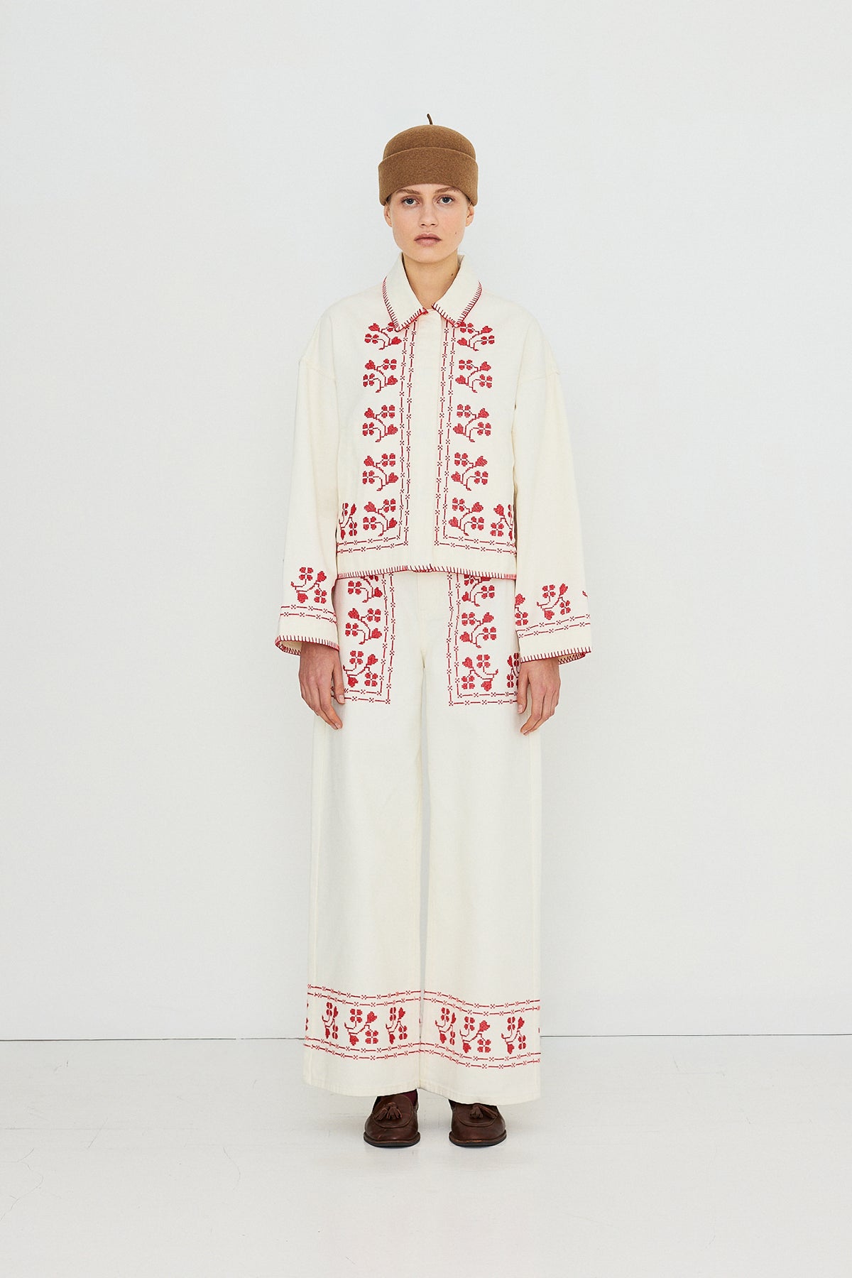 Embroidery Denim Jacket Light Cream